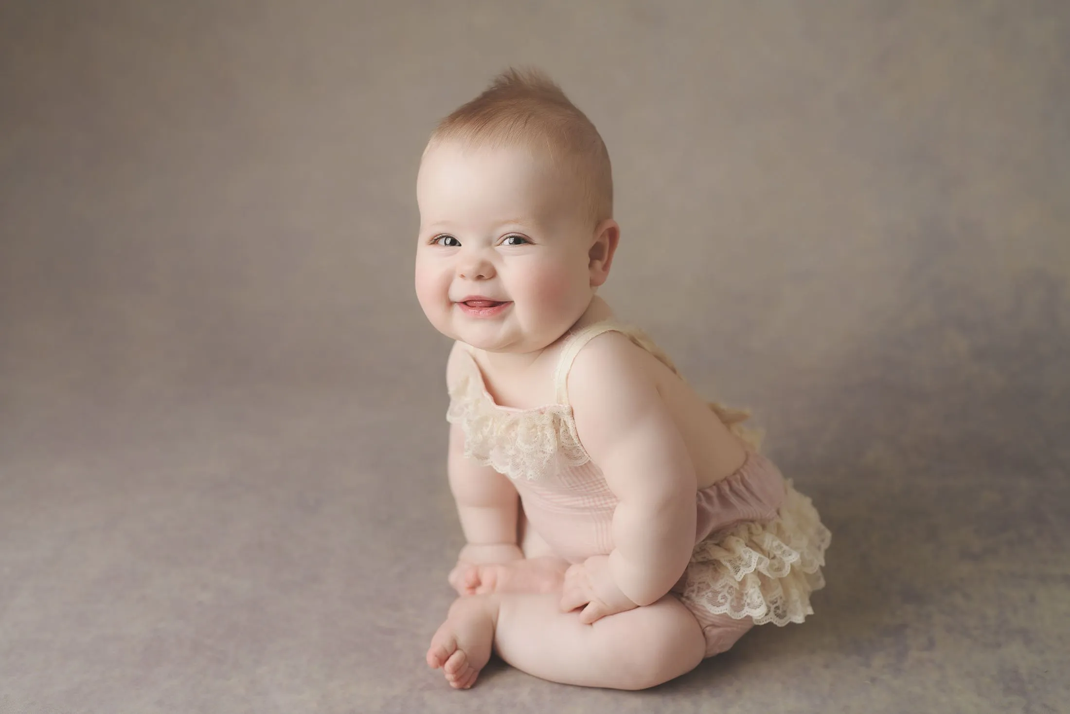 Ellie Sitter Session 126
