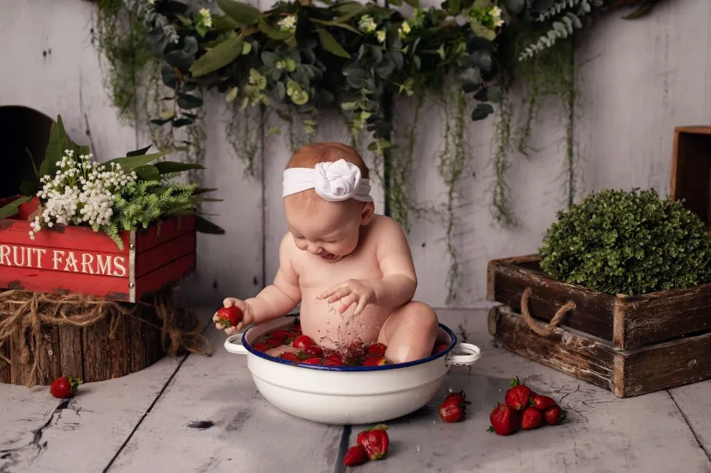 Liana one year 018 web